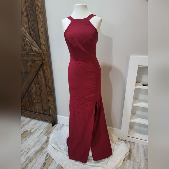 Dessy Collection High-Neck Backless Crepe Trumpet Gown 3039 NWOT size 4 burgandy - Picture 3 of 6